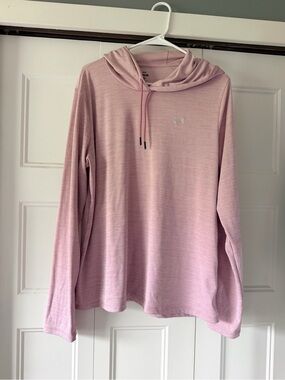 Under Armour Hooded Long Sleeve Pullover